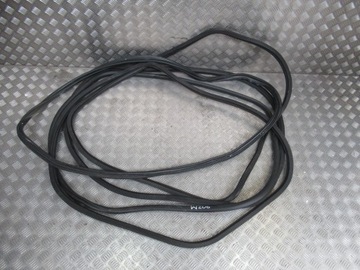 Mercedes c-klasa w206 sedan прокладка зад задняя крышки багажника фото №1