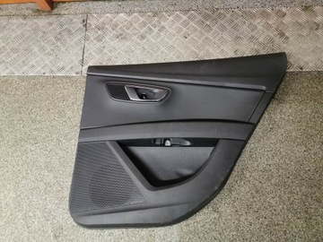Seat leon iii оббивка двері зад праві 5f4867116a фото №1