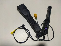 Натягувач ременя праві перед mercedes cls w219 фото №1