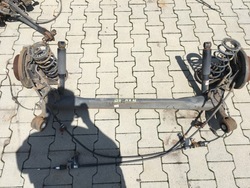 Hyundai i20 i 08-15 балка подвешивание задняя зад фото №1