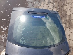 Opel insignia b 17-22r hb стекло крышки багажника зад фото №1