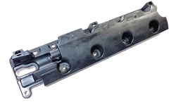 Кришка клапанів вентиляція картера 2.0 16v 307 407 c5 c8 607 c4 806 jumpy scudo фото №1