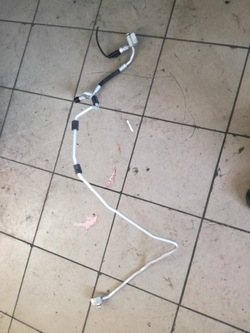 Vw golf plus шланг кондиционера 1k0820741at фото №1