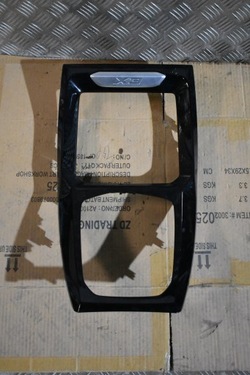 Идеальная рамка защита подлокотника пианино чёрный bmw g01 g02 1 фото №1