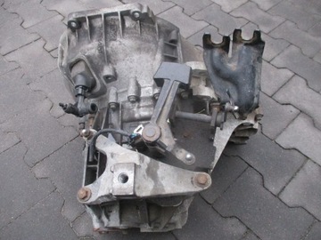 Коробка передач коробки передач focus mk2 1.8 tdci 6m5r7002za фото №1
