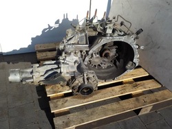 Mitsubishi outlander iii 12r 2.2 did 177km коробка передач коробки передач w6mba + редуктор фото №1