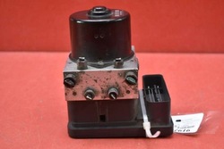 Насос abs 9657061080 citroen c5 1 i 3.0 v6 207 km 04-08 фото №1