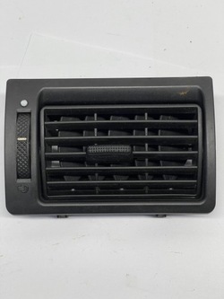 Решітка повітропровід права mondeo mk3 1s7h-a018b09-ad фото №1