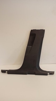 Audi q2 защита стойка правая 81a867240 фото №1