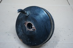 Toyota rav4 усилитель серво тормозные 2,0 vvti 00-05r фото №1