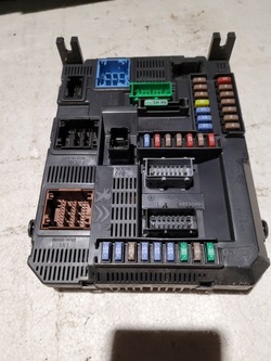 Модуль bsi коробка psa 9807531680 фото №1