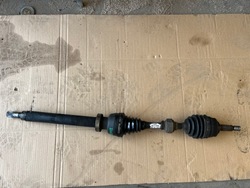 Полуось правая длинная 1.9 did mitsubishi carisma space star mr912136 фото №1