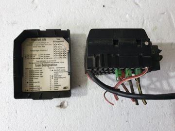 Коробка запобіжників mercedes w202 фото №1