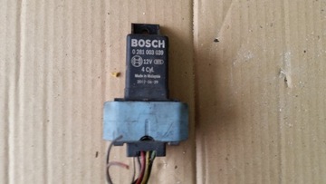 Реле свічок розжарювання bosch 0281003039 фото №1