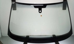 Скло лобове передня audi a1 2010-2018 датчик зелена оригінальна фото №1