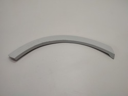 Audi q8 4m8 планка права зад 4m8853818d фото №1