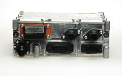 Модуль зарядки акумулятора mercedes a0009006420 фото №1