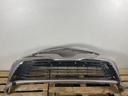 Бампер перед переднее toyota camry viii 8 + решётка фото №1