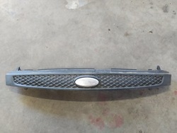 Решітка решітка радіатора бампера fiesta mk6 2003 ford фото №1