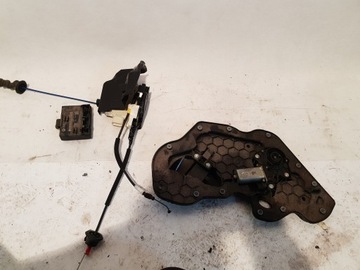 Замок доводчик левый зад audi a8 s8 d4 4h0839015c фото №1