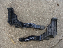 Ковзун бампера зад p/l mercedes w213 a2138850114 фото №1