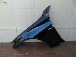 Крыло переднее перед левый mercedes c класс 205 фото №1