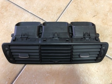 Citroen c8 решітка повітропровід середня європа фото №1