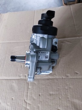 Насос впрыскивающий bosch 0445010790 05l130755 фото №1