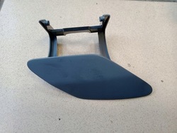 Mercedes b w246 заглушка склоомивача права нова фото №1