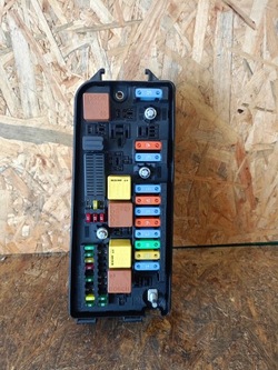 Коробка предохранителей saab 9-3 12757108 фото №1