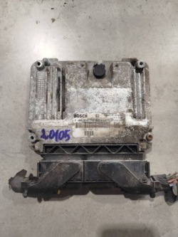 Блок керування двигуна saab 9-5 55566421 фото №1