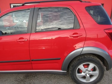 Двері лівий зад daihatsu terios ii r40 06-16 фото №1
