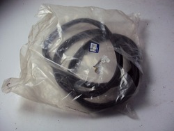 Прокладка дверь левый перед volvo xc40 2017- фото №1