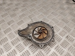 Audi q7 4m з спереди насоса воды фото №1