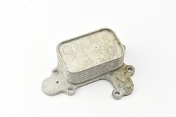 Радиатор масла 9815697880 citroen ds3 c4 ii 1.2 фото №1