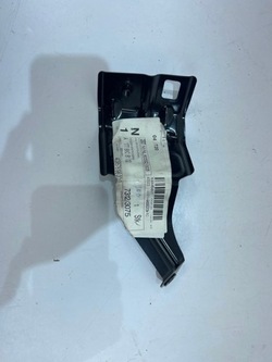 Mercedes amg w177 177 a-klasa 19 r.- кронштейн крыльев левый a1778808102 оригинальный номер фото №1