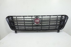 Решётка радиатора эмблема fiat ducato рестайлинг 14- 18072151 фото №1