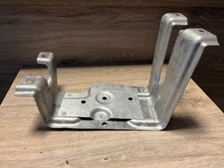 Держатель акумулятора колёса audi a8 4h0802417b фото №1