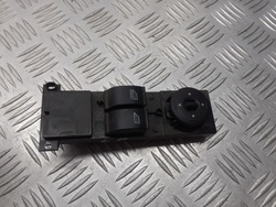 Панель стекло водителя ford focus mk2 3m5t14529cd фото №1