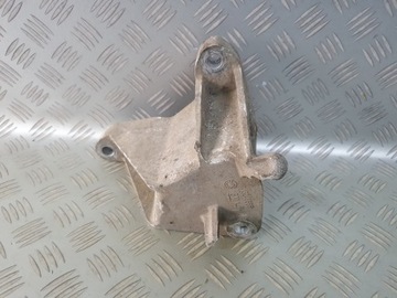 Лапи кронштейн коробки insignia 2.0 cdti фото №1