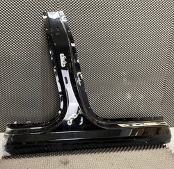 Tesla y поріг праві стійка середній фото №1