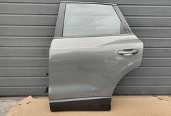 Дверь левая задние левый зад audi q3 83a комплектные 19- фото №1