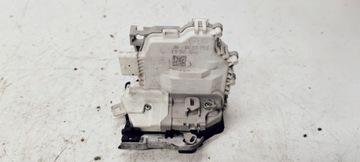 Замок двері лівий зад audi a1 8x0839015c 6 pin фото №1