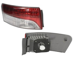 Лампа задняя левая toyota avensis t27 sedan 08- фото №1