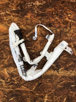 Шторка права clio v 985p03312r фото №1