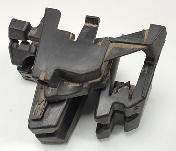 Ковзун бампера правий зад citroen c5 x7 9681048380 фото №1