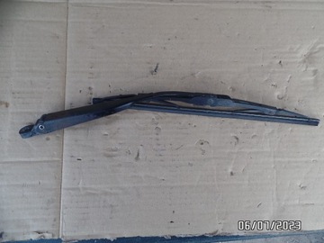 Рычаг задней дворники mercedes w168 a1688201044 фото №1