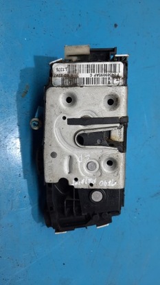 Замок двері лівий перед jeep patriot 06-17r 8 pin фото №1