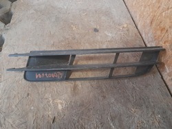 Решітка w бампер перед ліва q7 4l 4l0807681 фото №1