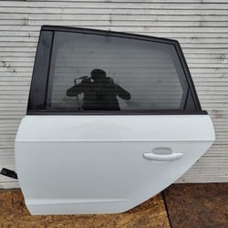 Дверь задние зад левая audi a3 8v sportback белая жемчуг фото №1